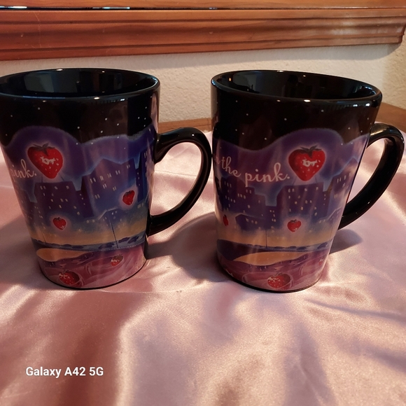 Limited edition Tequila Rose mugs - Picture 6 of 7